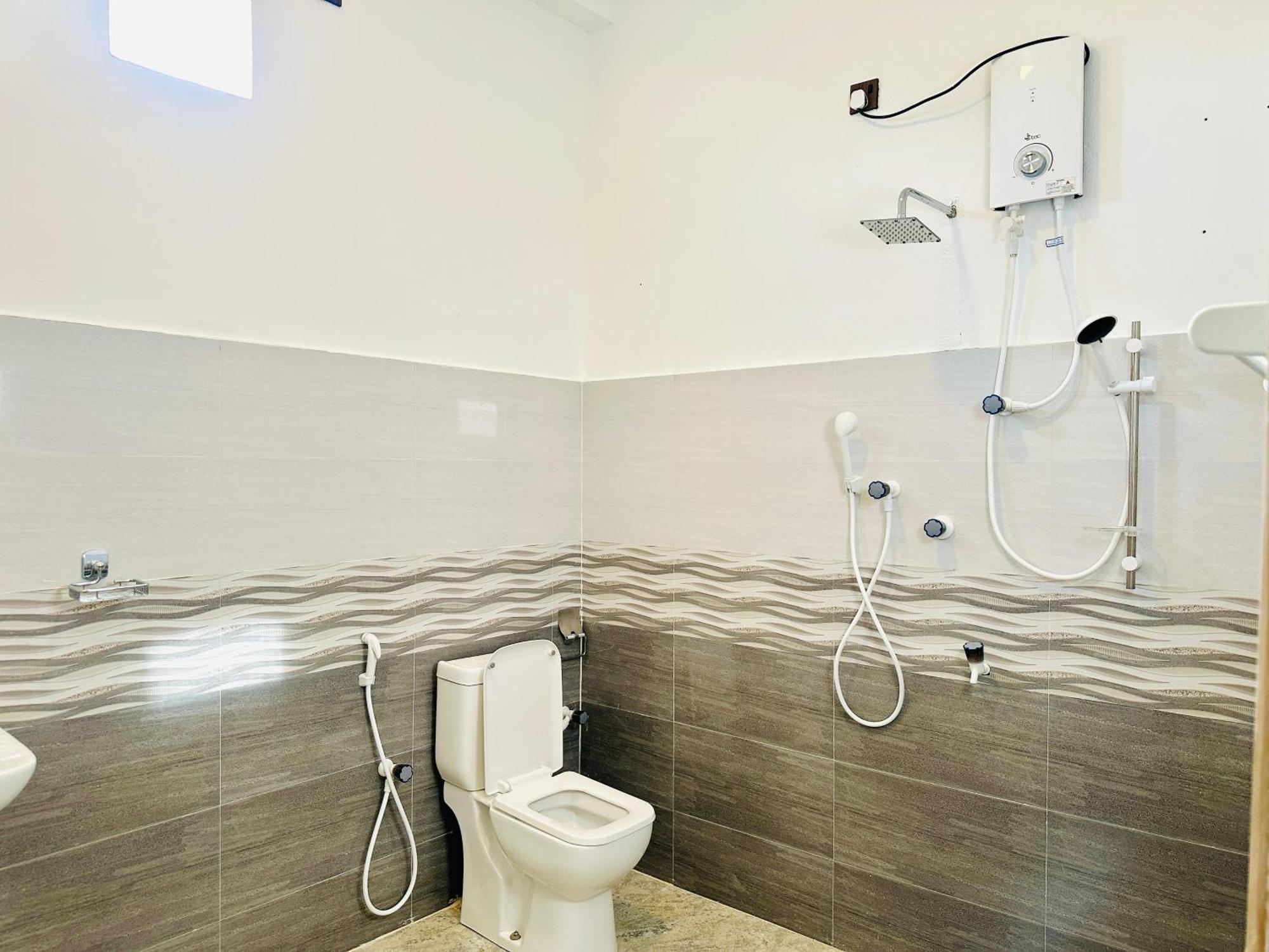 ארוגם Garden Beach Hotel מראה חיצוני תמונה