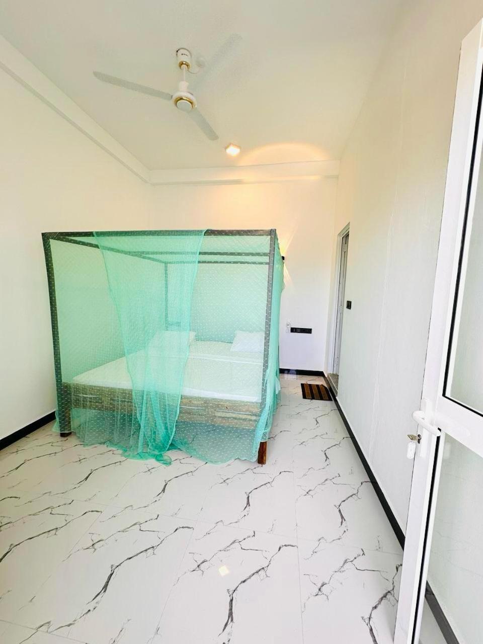 ארוגם Garden Beach Hotel מראה חיצוני תמונה